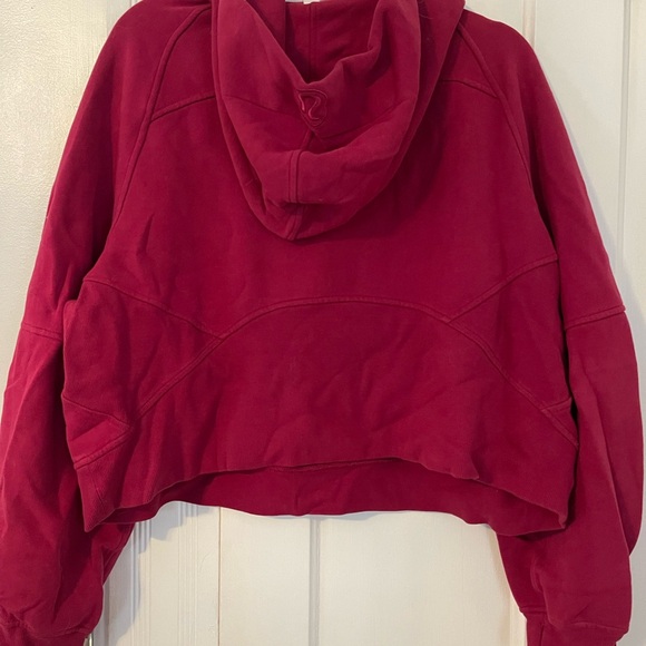 Lululemon Magenta Scuba Half Zip - Picture 5 of 6